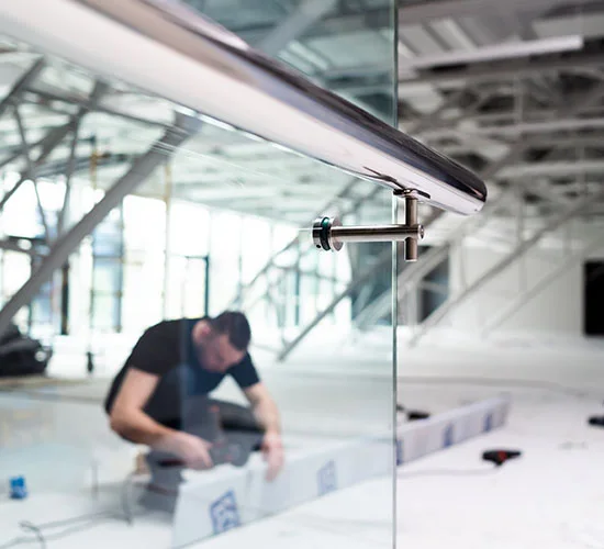 Fleming Island, FL highly skilled glass repair technicians